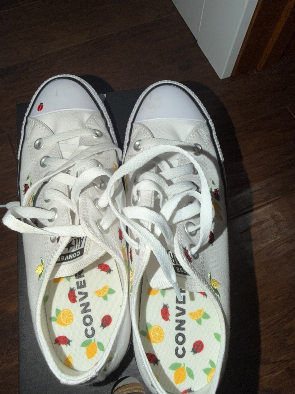 Converse White Low-Top Sneakers with Yellow Lemon & Red Ladybug Embroidery - Picture 9 of 9